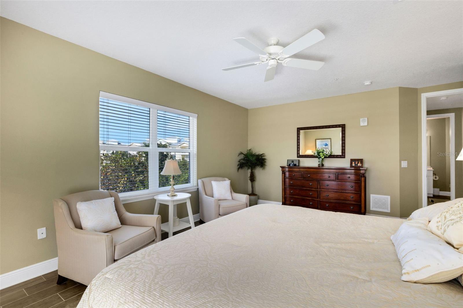 PALMA SOLA BAY CLUB PH 4 - Residential