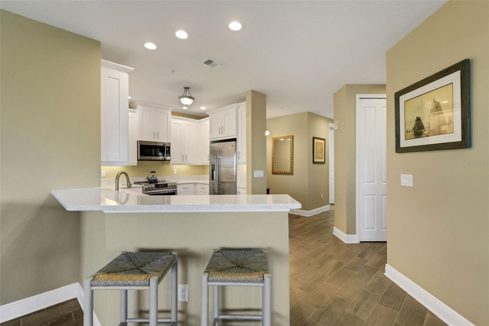 PALMA SOLA BAY CLUB PH 4 - Residential