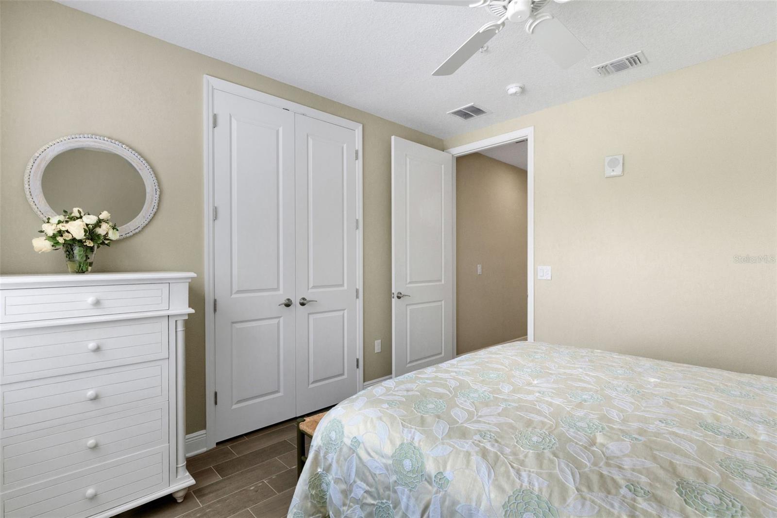 PALMA SOLA BAY CLUB PH 4 - Residential