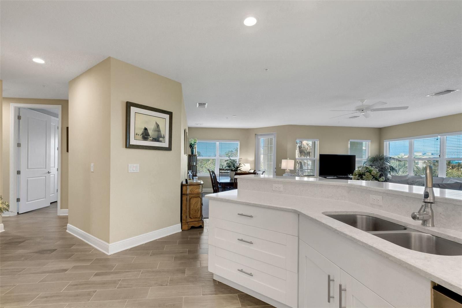 PALMA SOLA BAY CLUB PH 4 - Residential