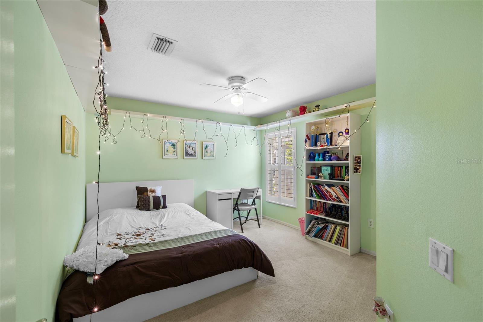 LEXINGTON OAKS VILLAGE 30 - Residential