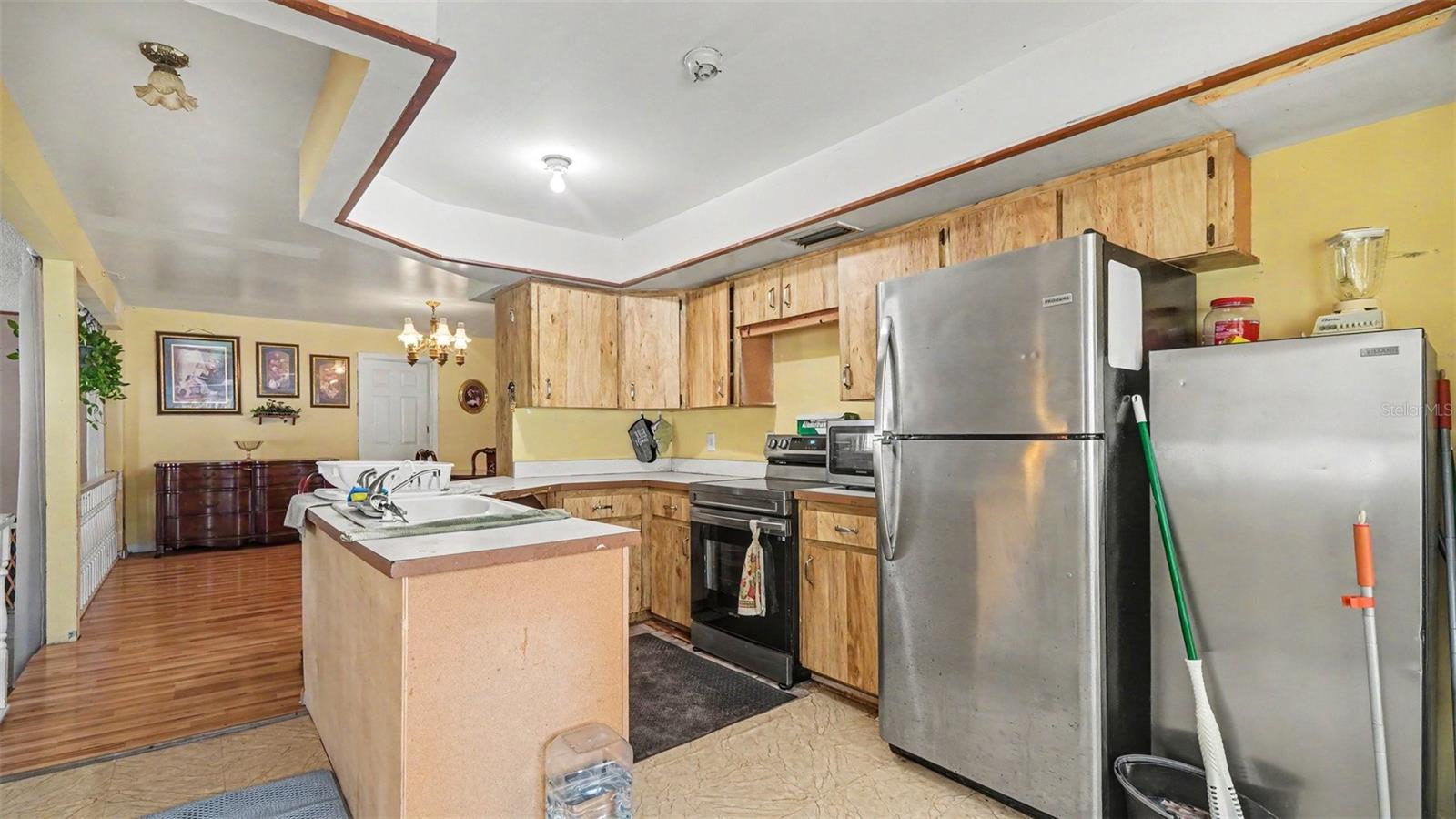 BREEZEWOOD ESTATES - Residential