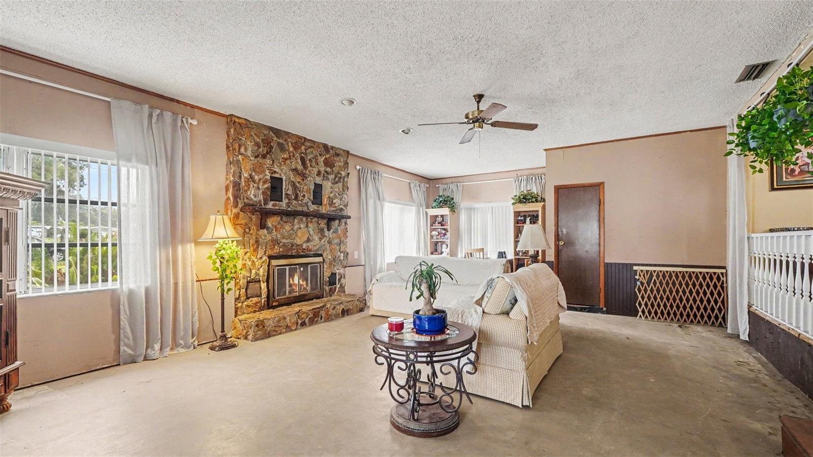 BREEZEWOOD ESTATES - Residential