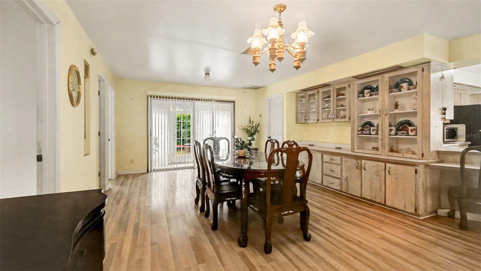 BREEZEWOOD ESTATES - Residential
