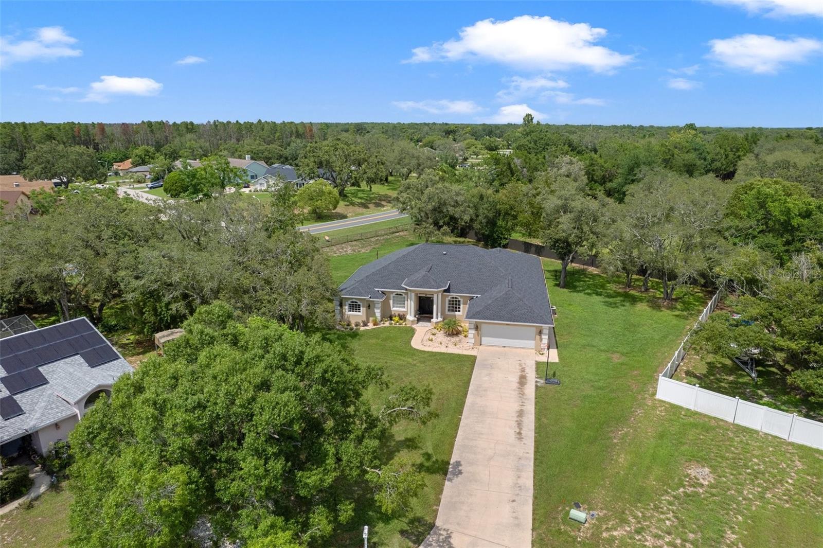 9438 LORENDALE CIRCLE