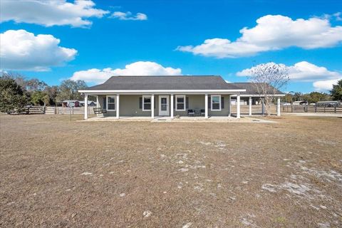 Photo of 7291 NW 160th Street, Trenton, FL 32693 (MLS # GC537148)