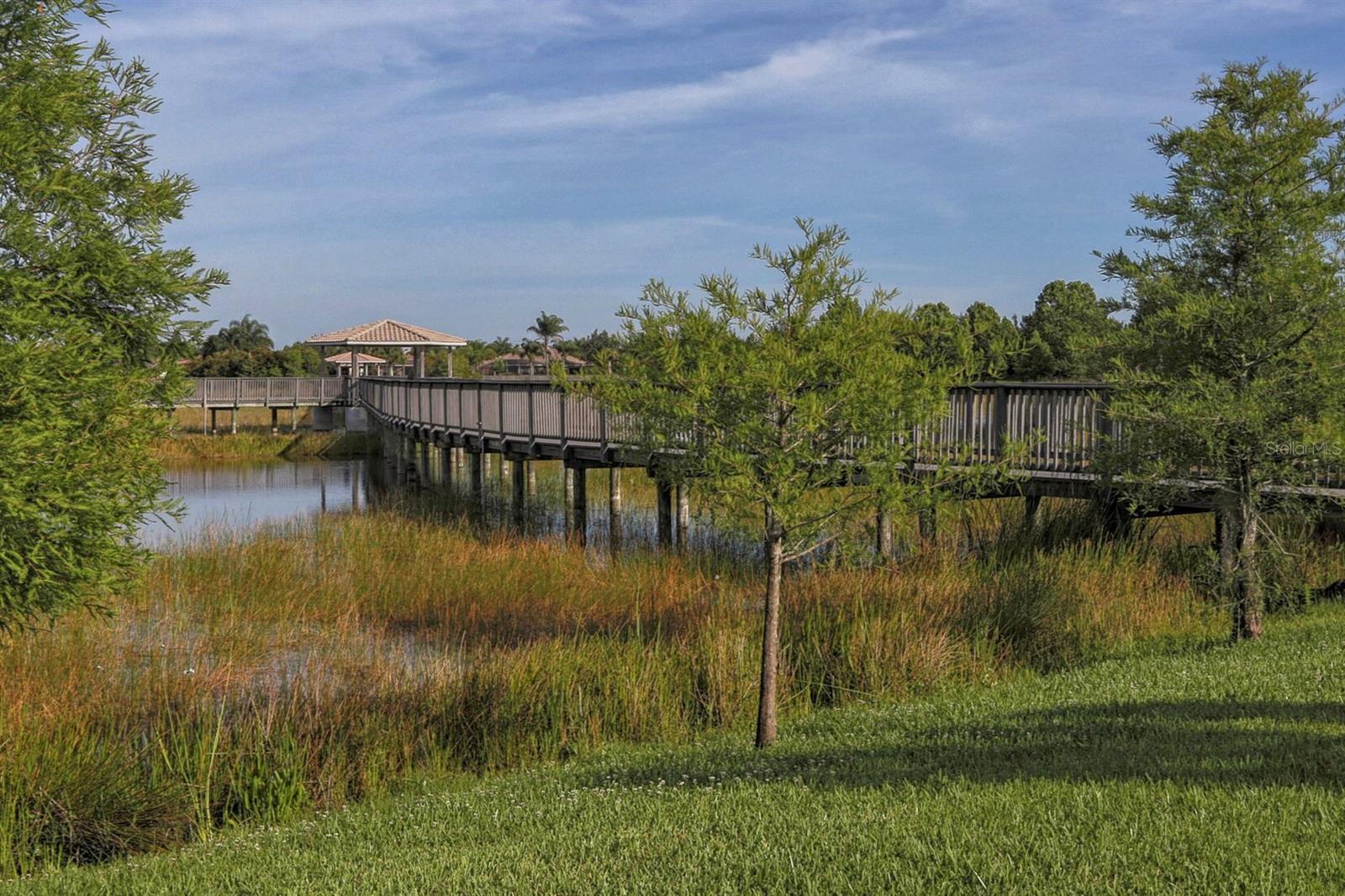 ISLANDWALK/THE WEST VLGS PH 4 - Residential