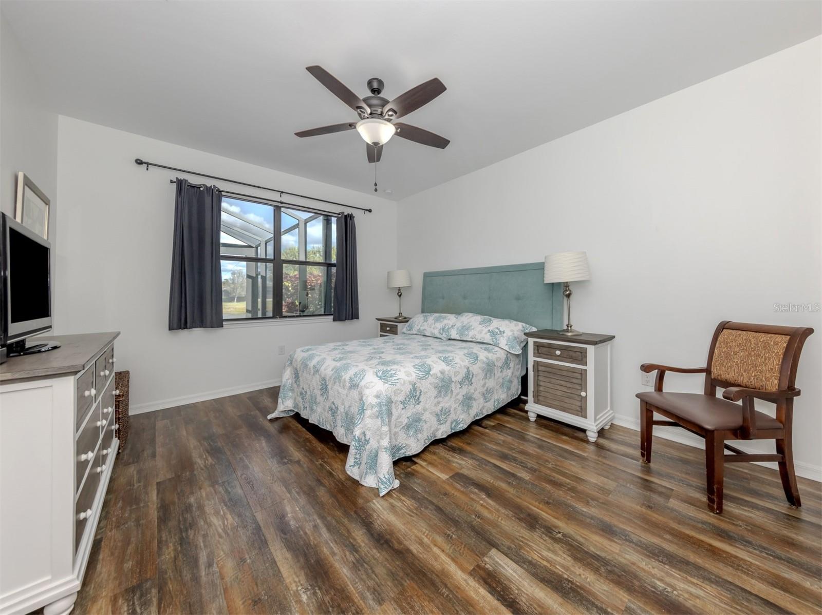 ISLANDWALK/THE WEST VLGS PH 4 - Residential