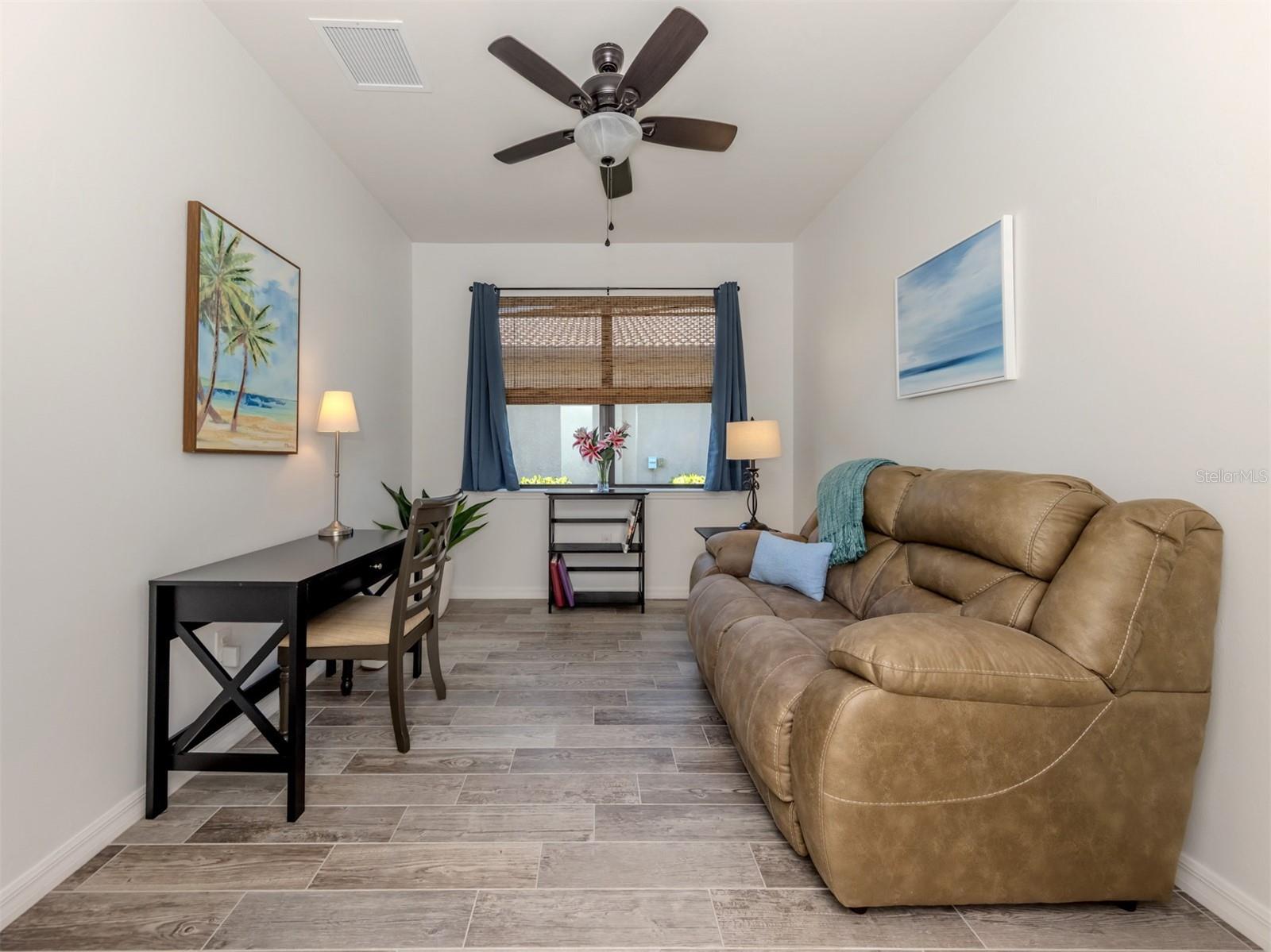 ISLANDWALK/THE WEST VLGS PH 4 - Residential