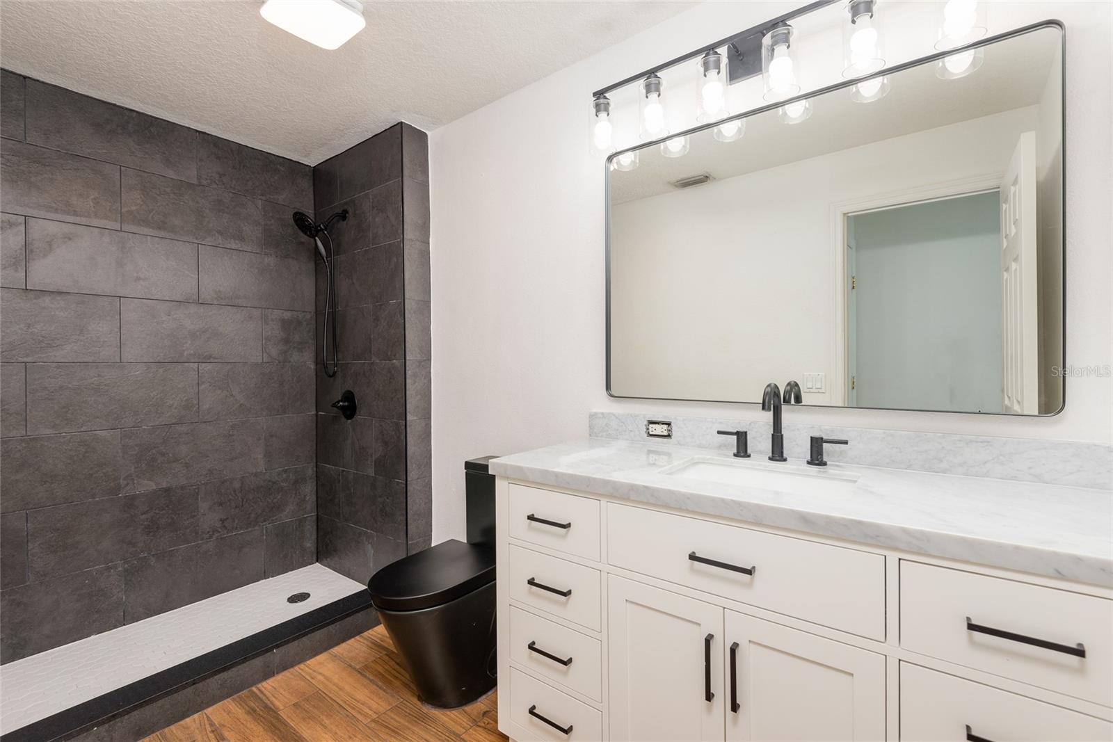 MANGO GROVES UNIT 2 - Residential