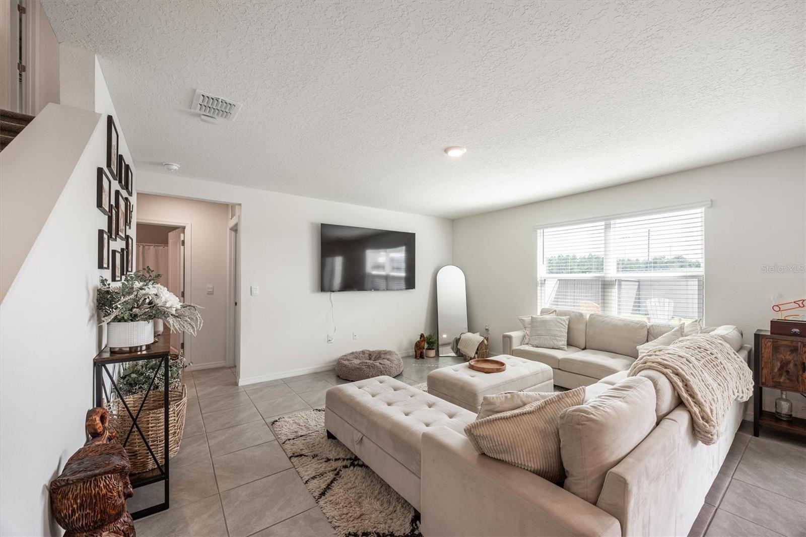 AVALON WOODS - Residential