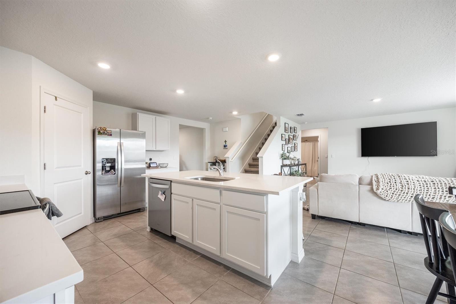 AVALON WOODS - Residential