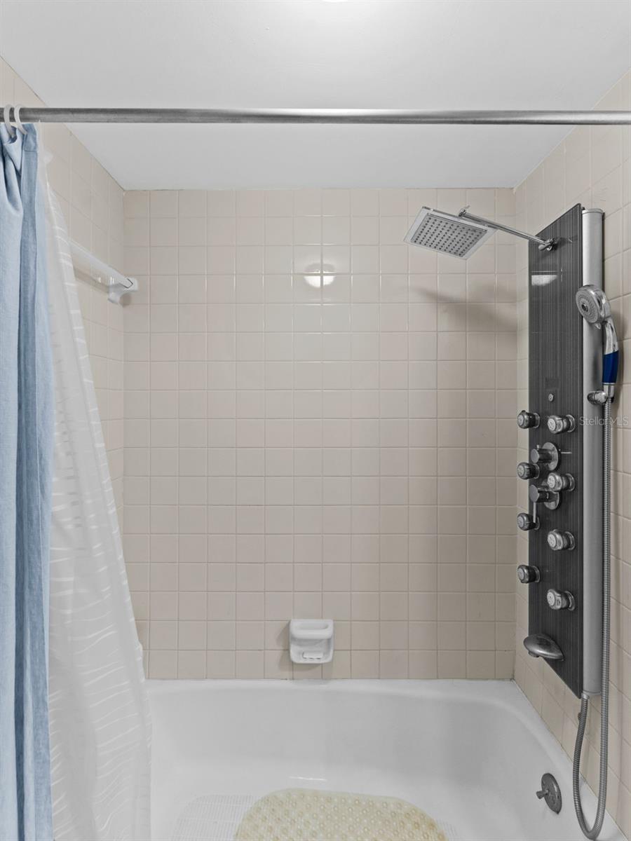 BRIDGETON NORTH CONDO - Residential