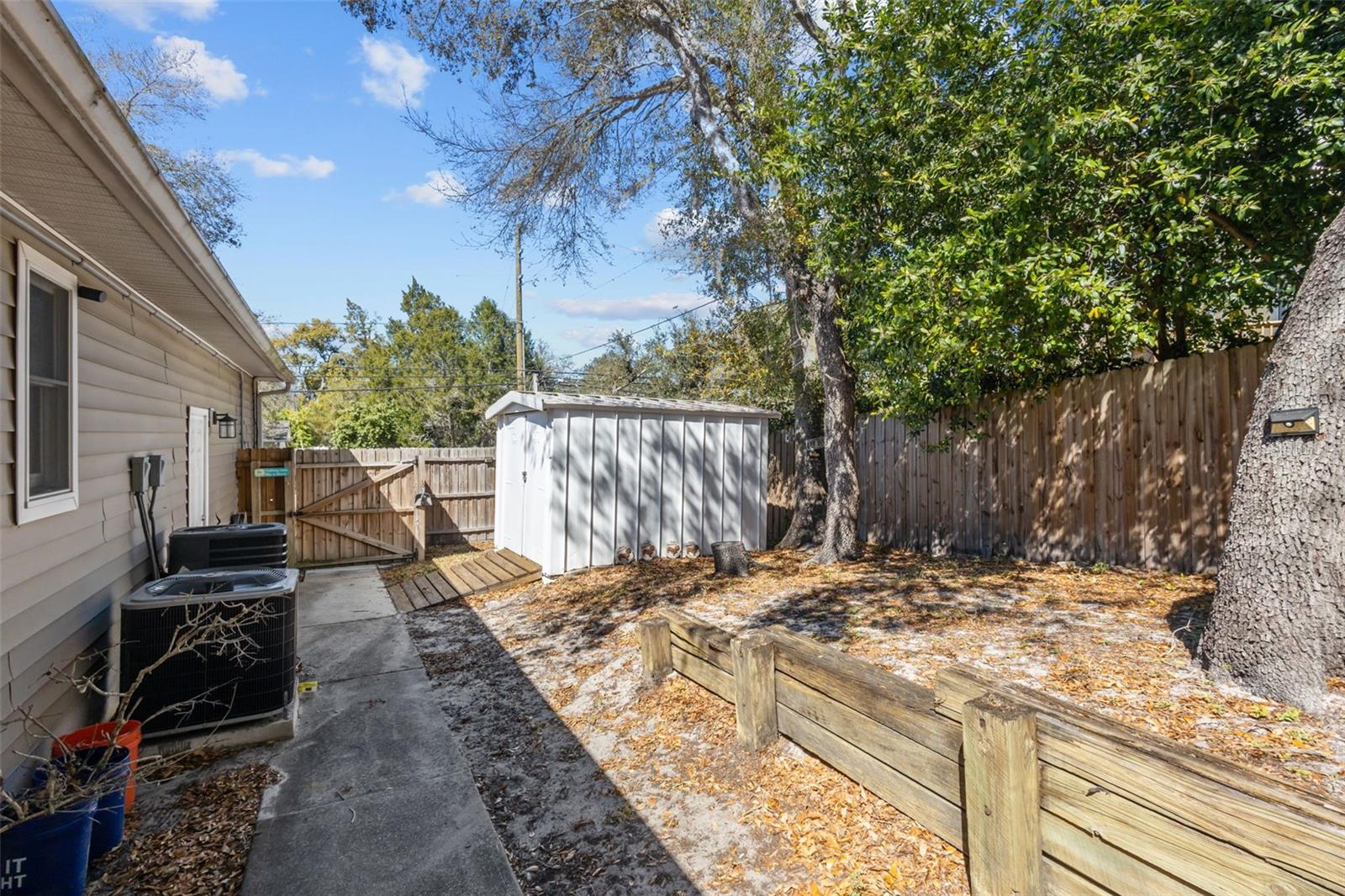 GNUOY PARK - Residential