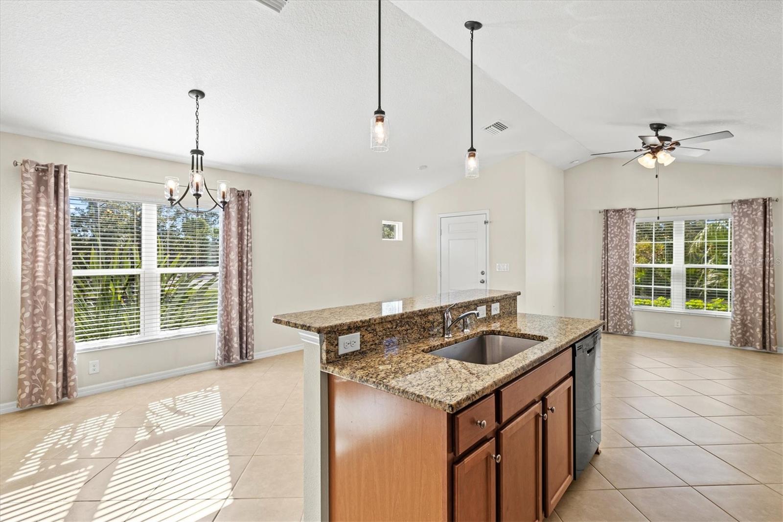 GRAND PALM PH 1A - Residential