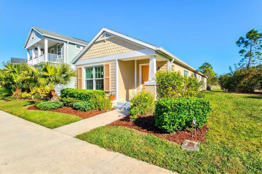 Photo of 12734 Shimmering Oak Circle, Venice, FL 34293 (MLS # A4677911)