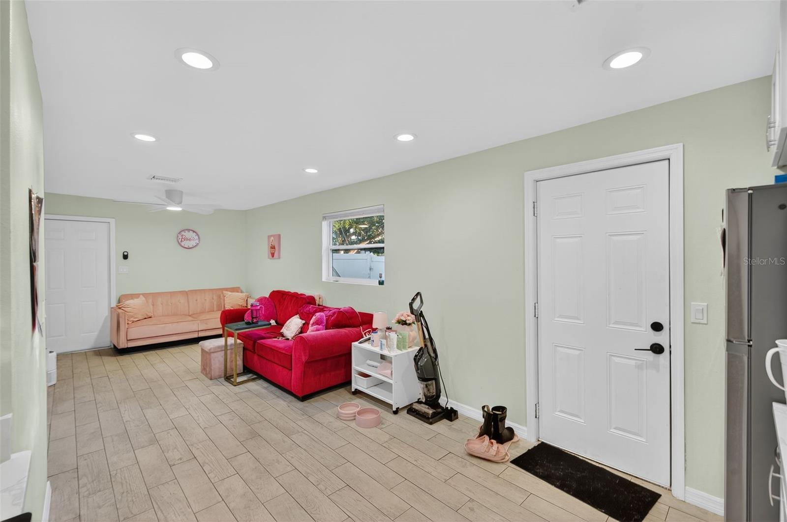 CROMWELL HEIGHTS - Residential Income