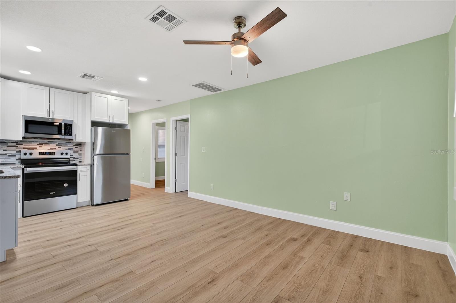 CROMWELL HEIGHTS - Residential Income