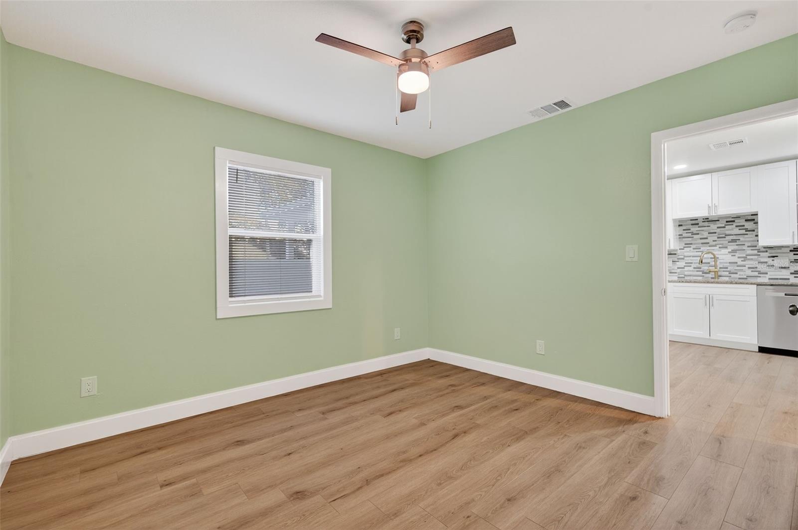 CROMWELL HEIGHTS - Residential Income