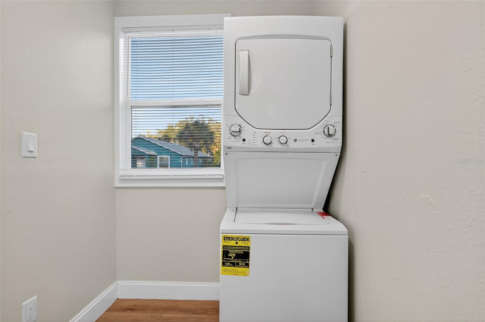 CROMWELL HEIGHTS - Residential Income