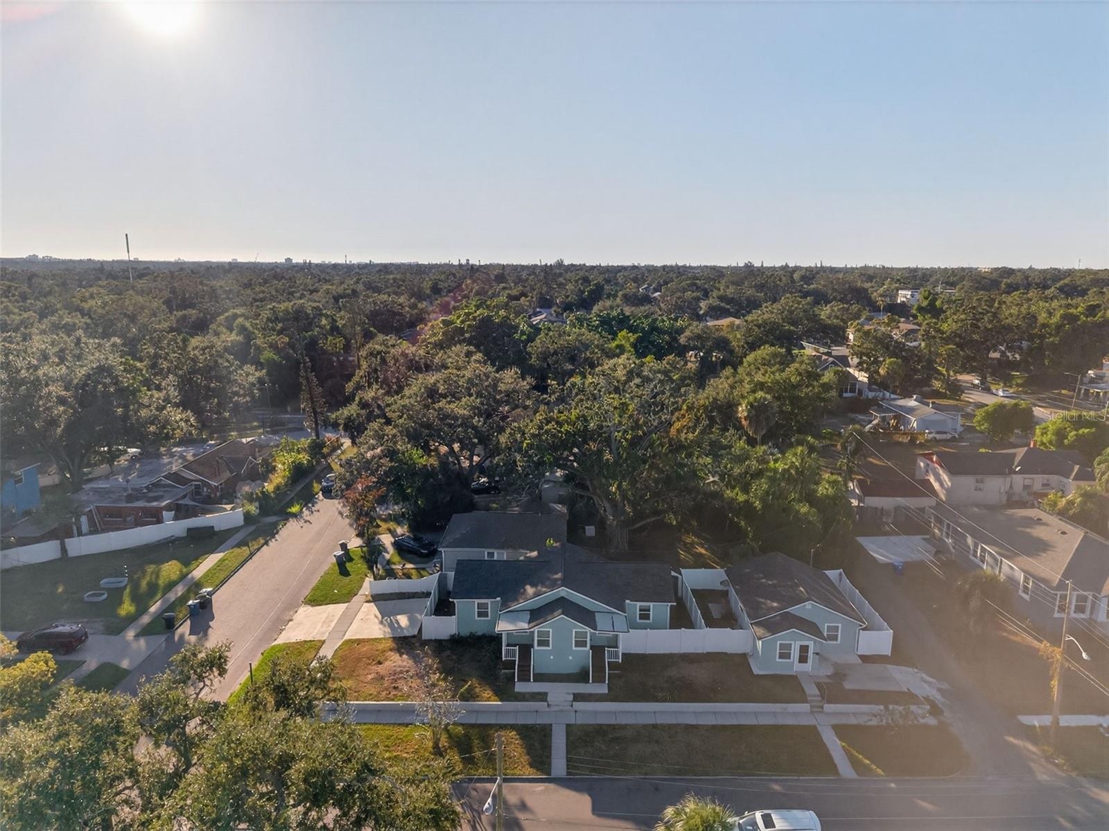 CROMWELL HEIGHTS - Residential Income