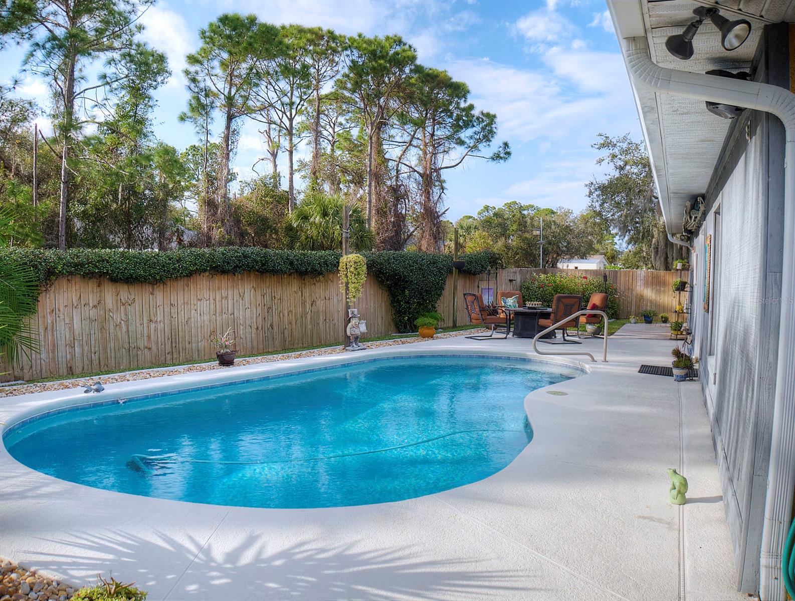 Windsor Colony Rep - Residential