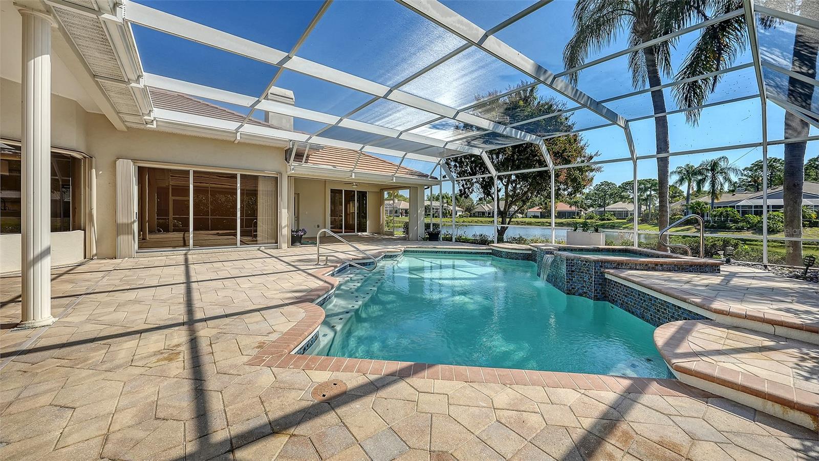 UNIVERSITY PARK COUNTRY CLUB - Residential