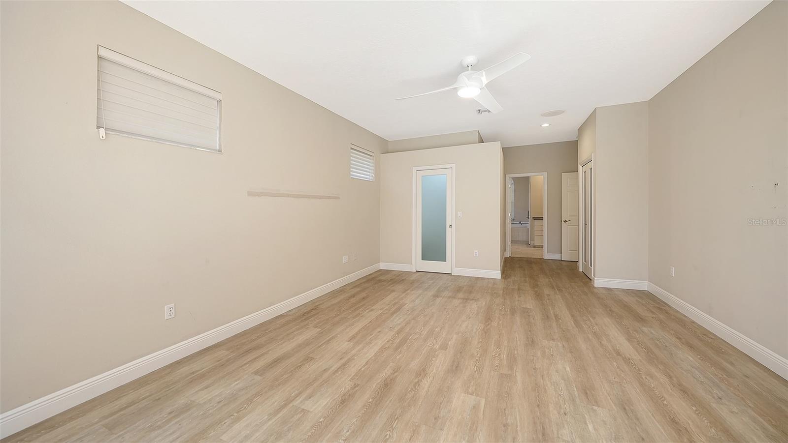 UNIVERSITY PARK COUNTRY CLUB - Residential