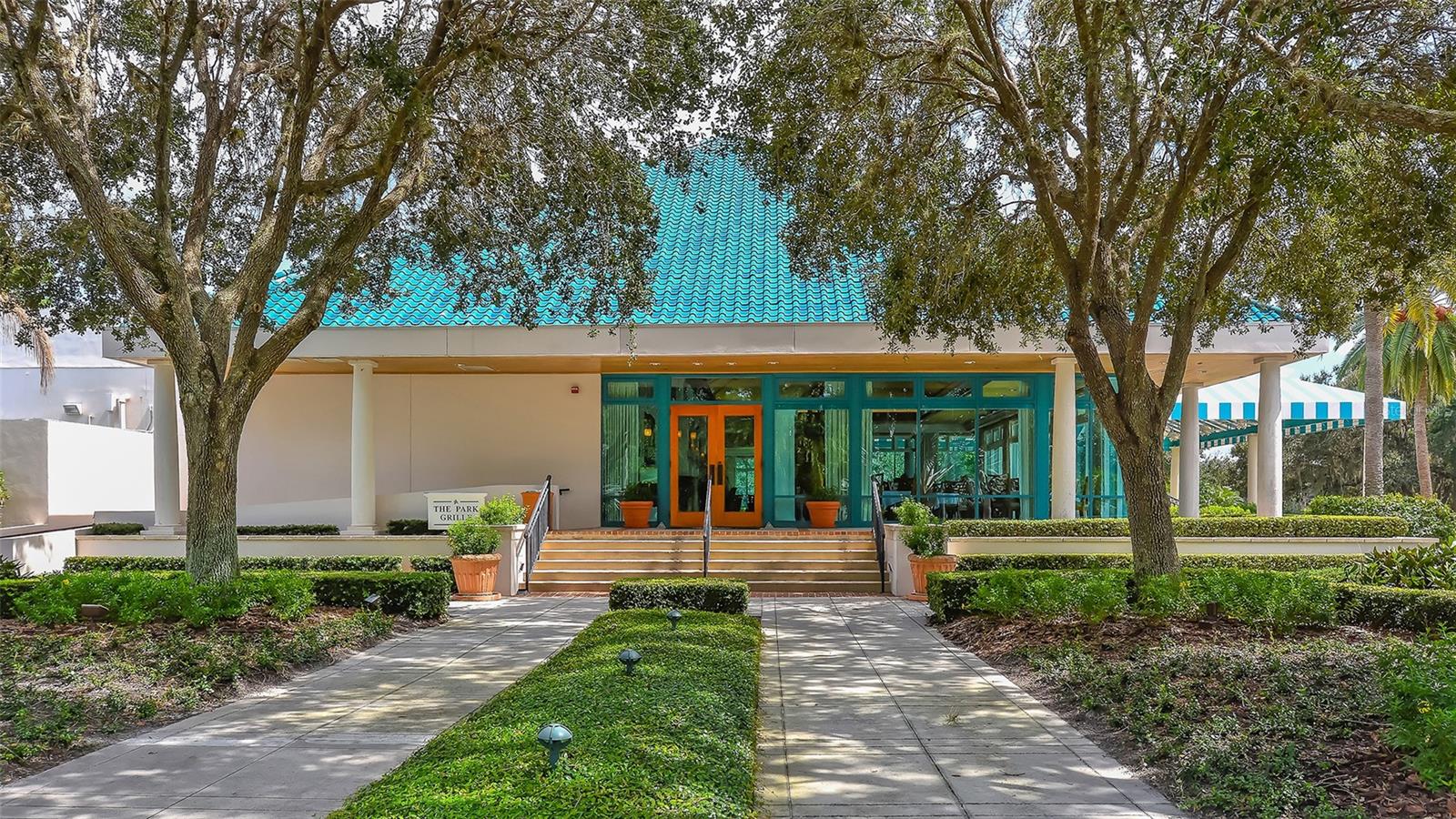 UNIVERSITY PARK COUNTRY CLUB - Residential