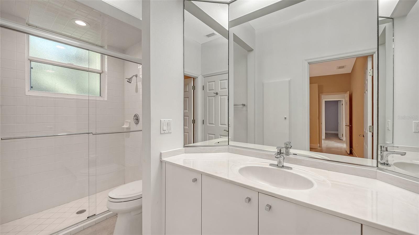 UNIVERSITY PARK COUNTRY CLUB - Residential