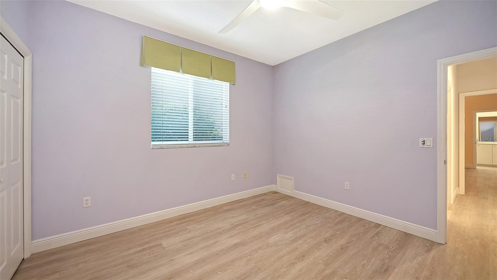 UNIVERSITY PARK COUNTRY CLUB - Residential