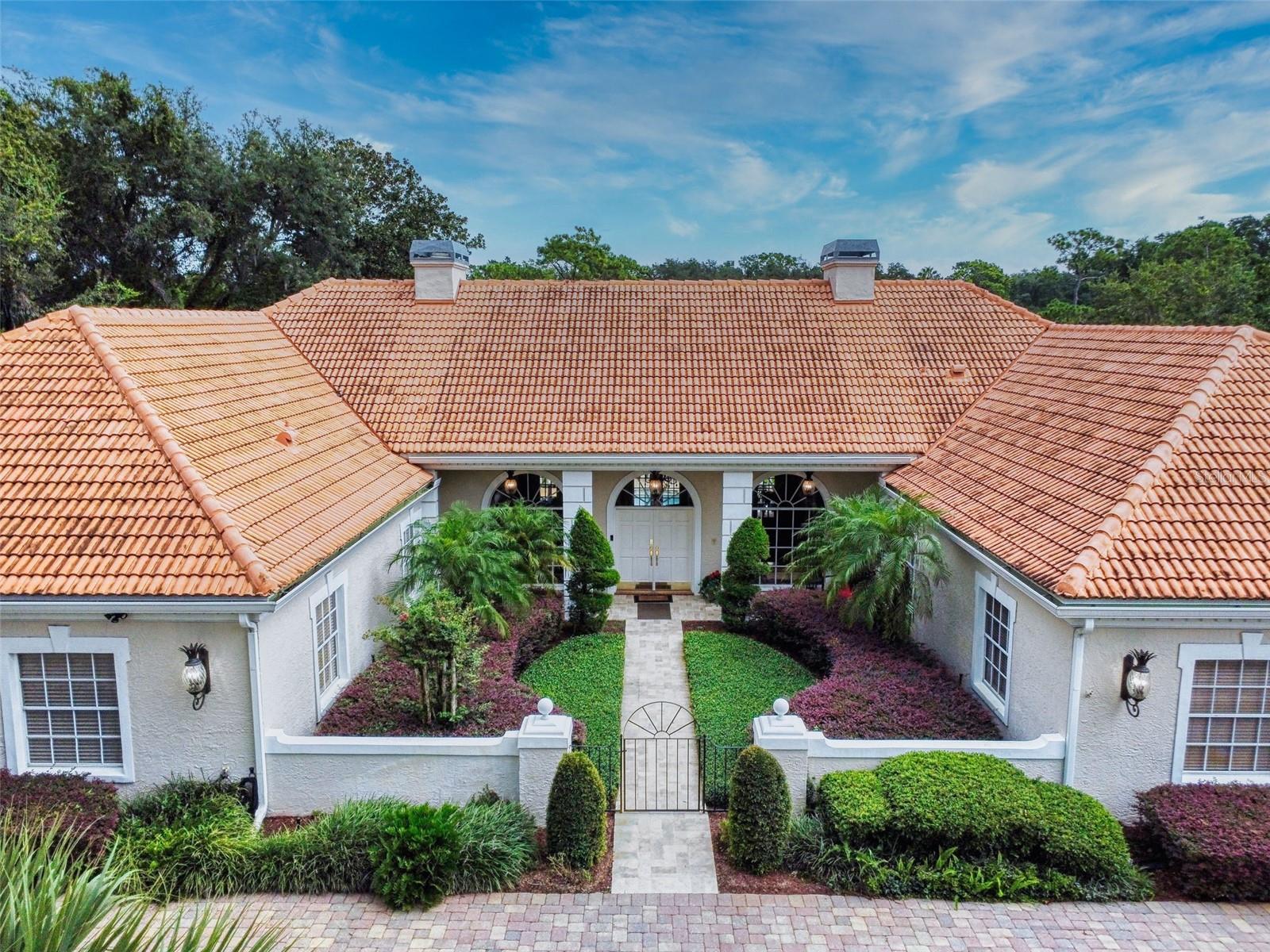 1185 COACHWOOD COURT