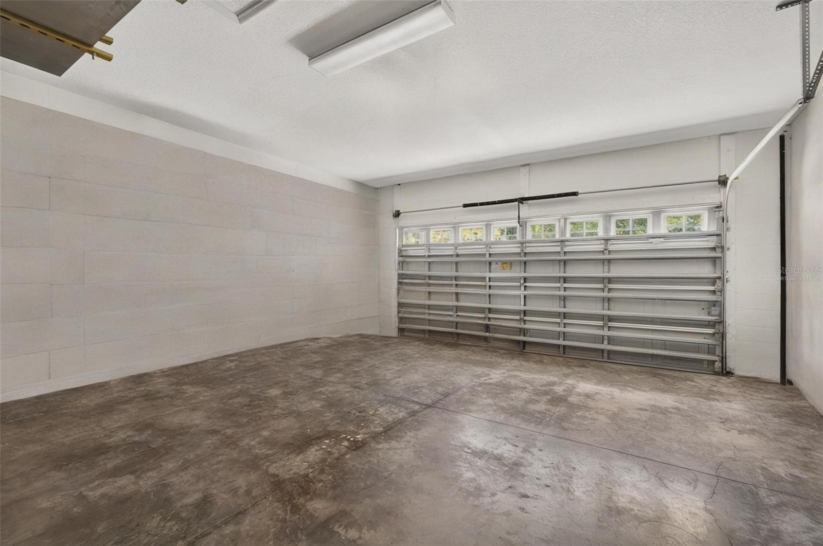 HARBORAGE ON BRADEN RIVER PH I - Residential