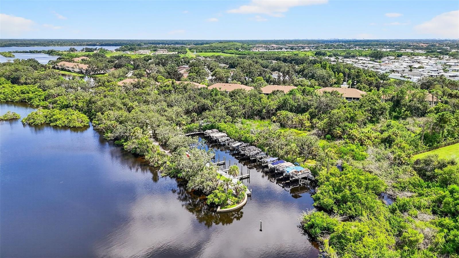 HARBORAGE ON BRADEN RIVER PH I - Residential