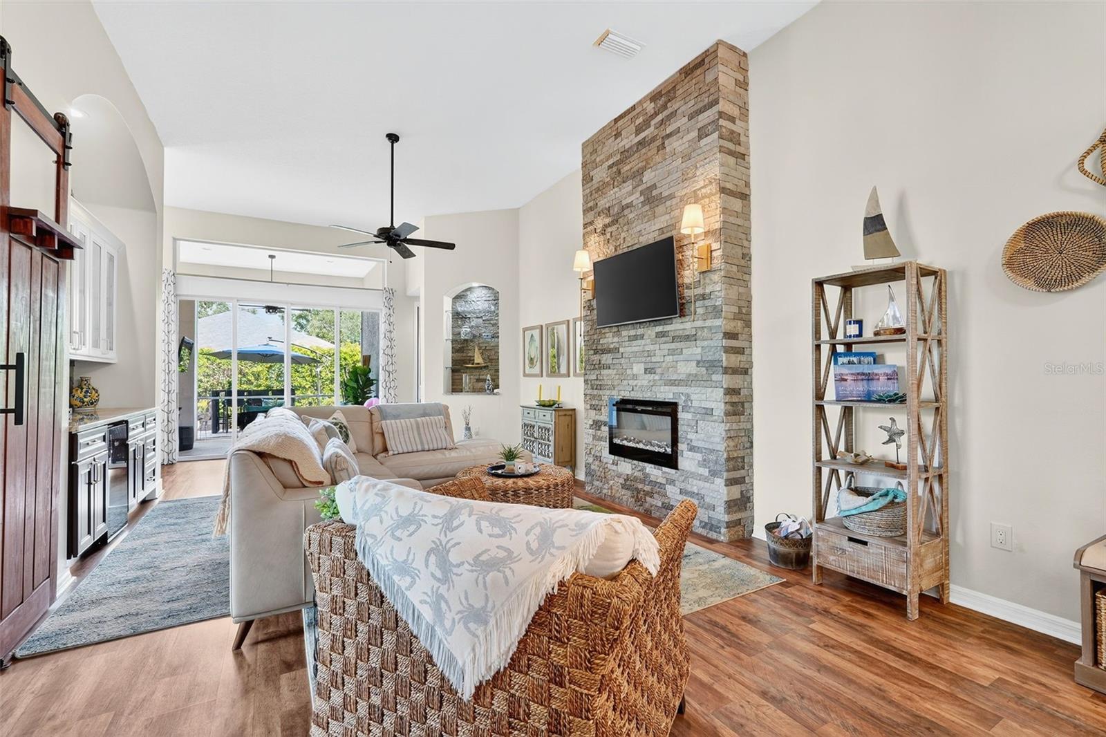 HARBORAGE ON BRADEN RIVER PH I - Residential