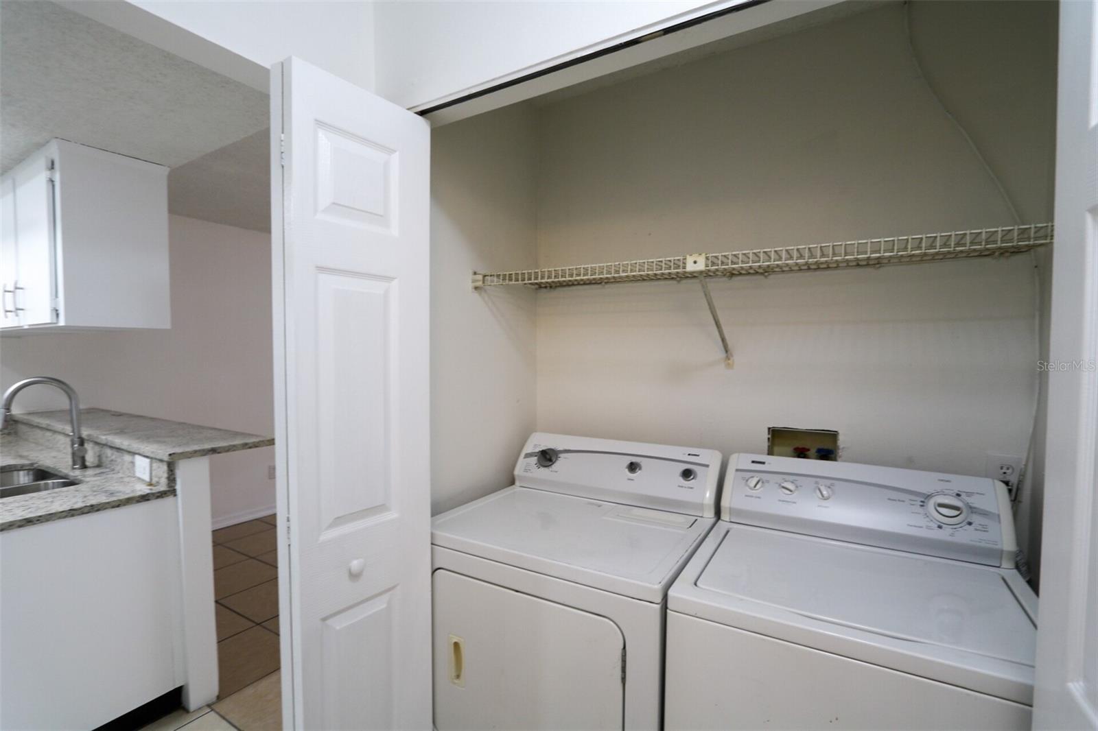 BLOOMINGDALE VILLAS UNIT 1 - Residential Lease