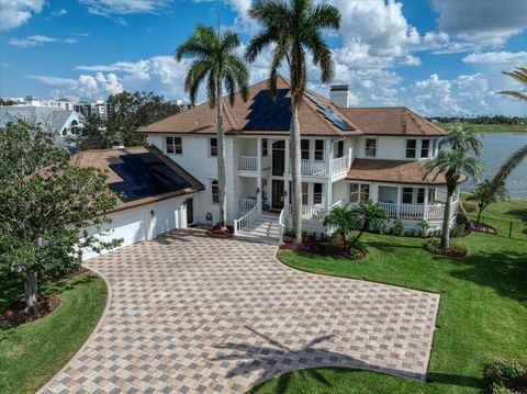 A home in BELLEAIR