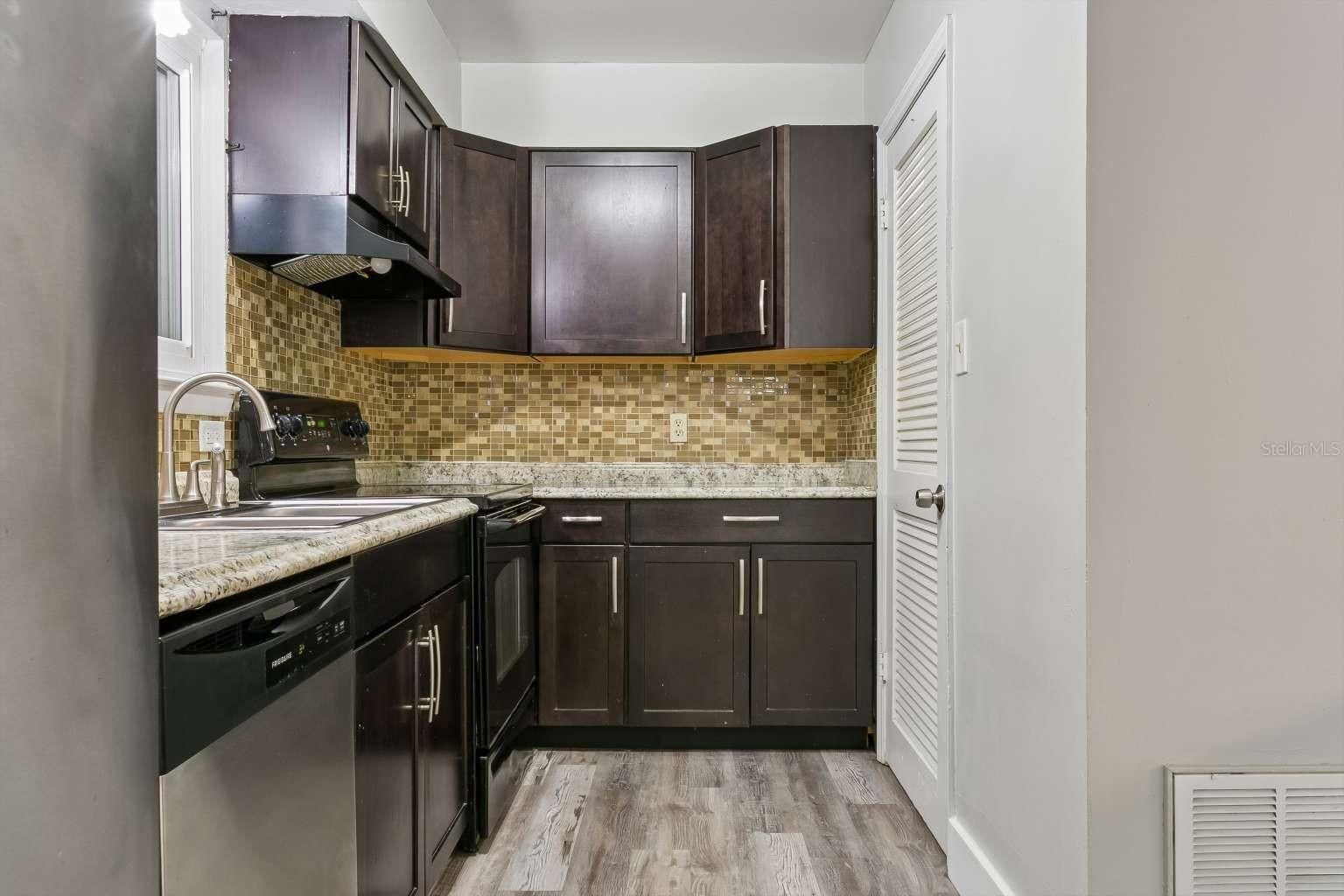 LANDRUSH PROP UNREC - Residential