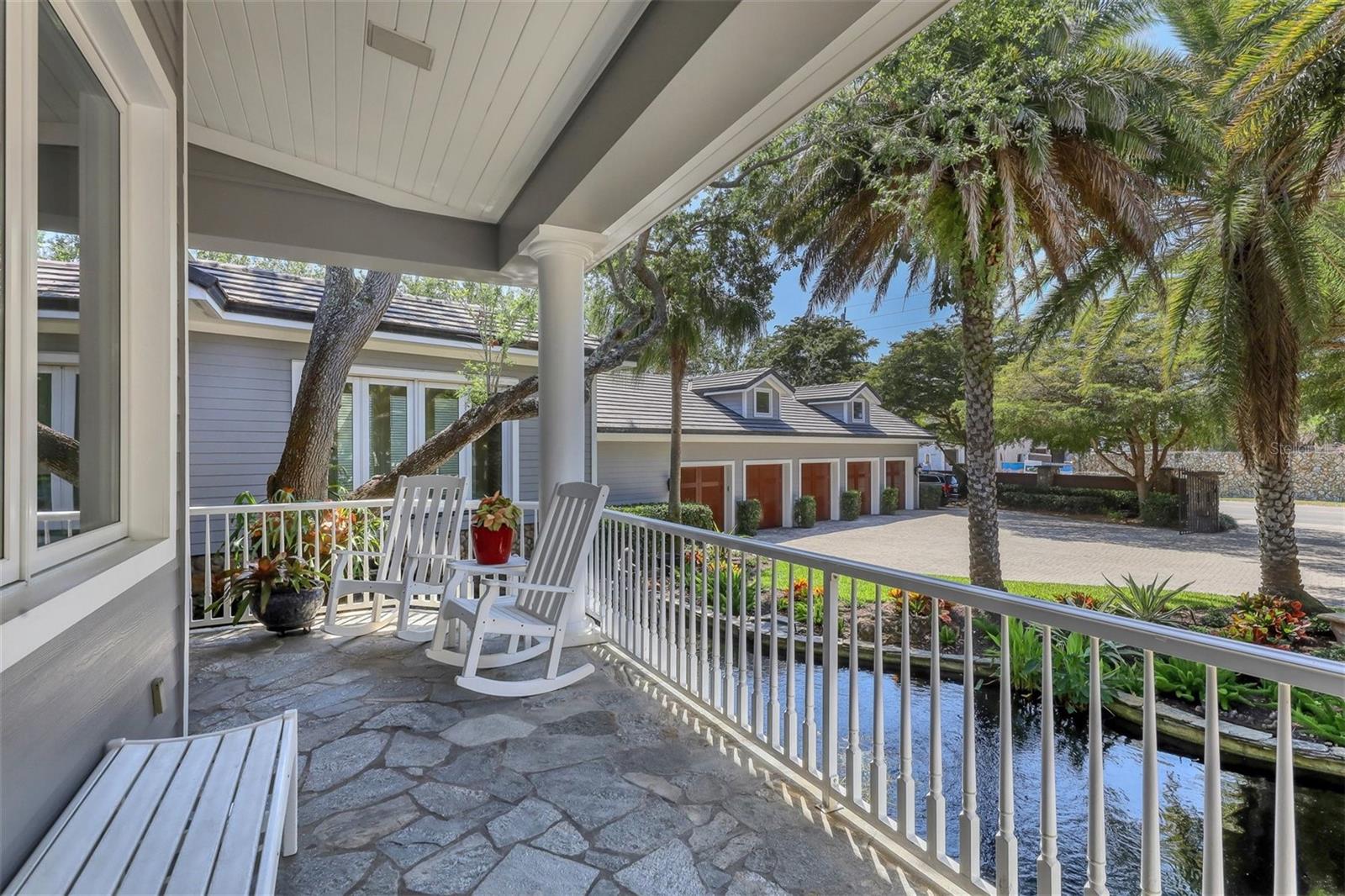 COCOANUT BAYOU - Residential