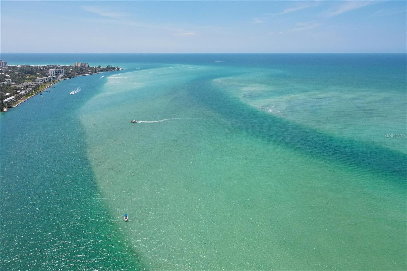 COCOANUT BAYOU - Residential