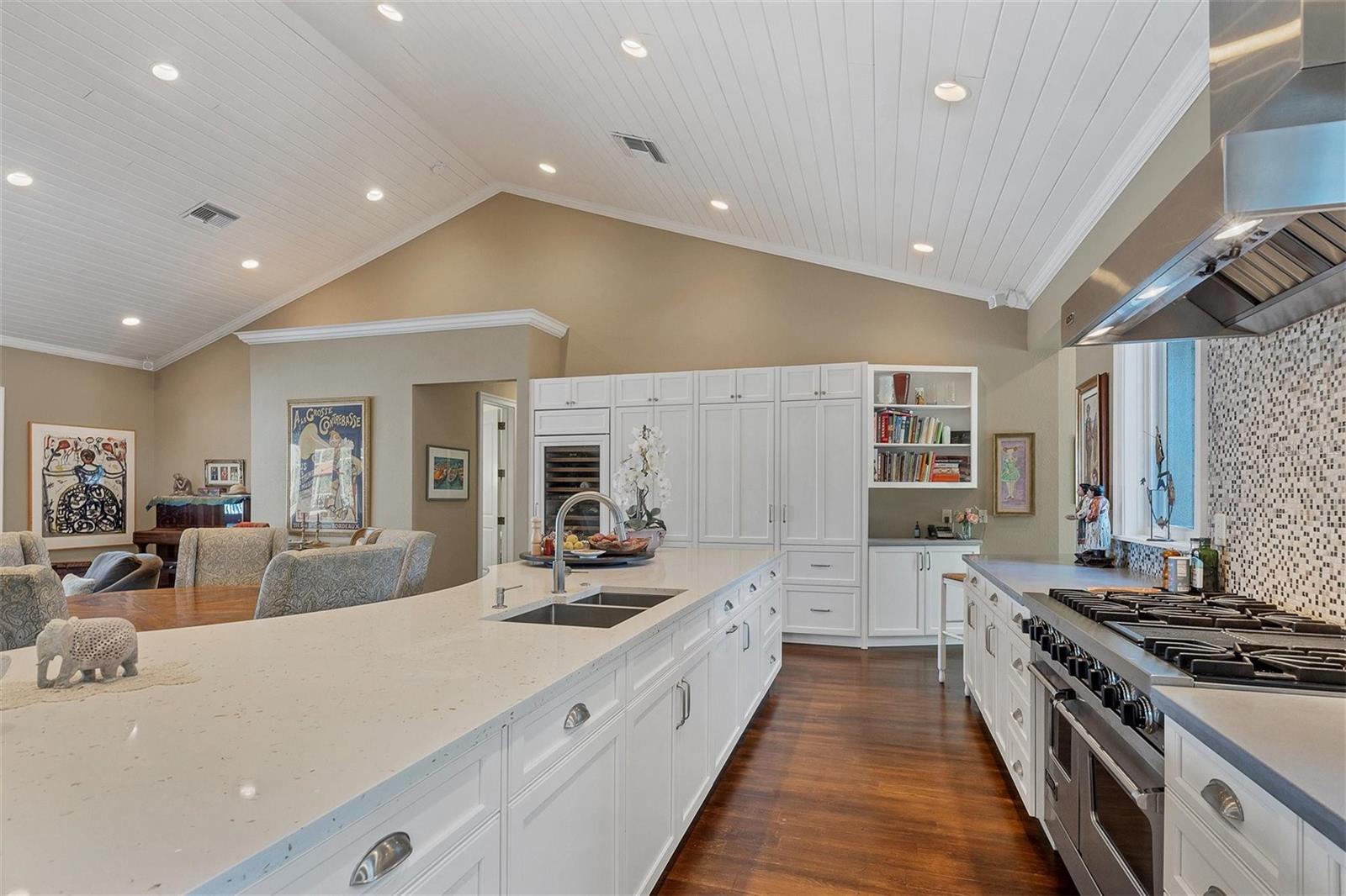 COCOANUT BAYOU - Residential