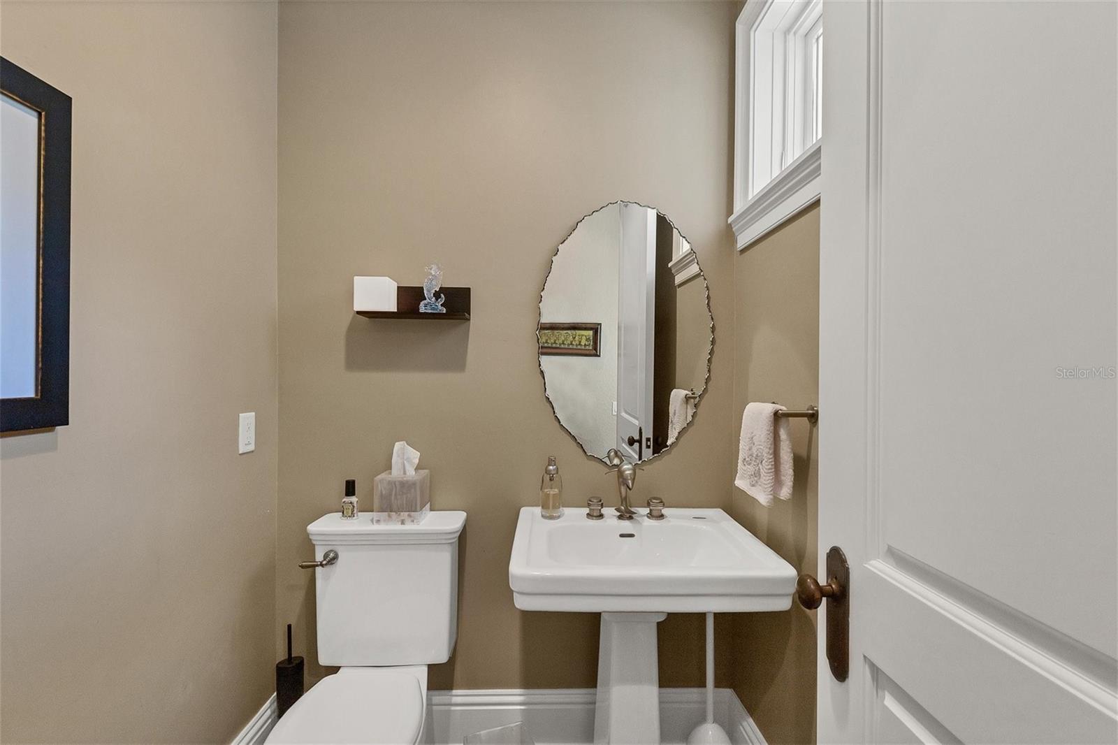 COCOANUT BAYOU - Residential