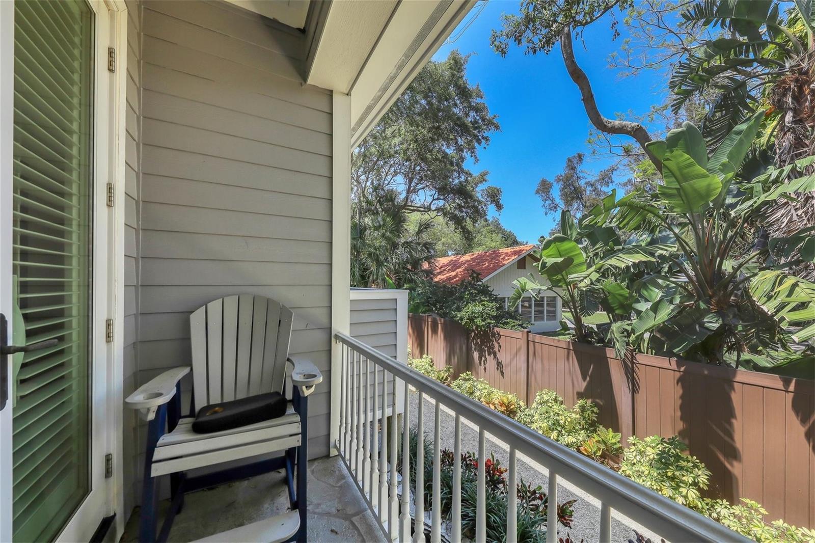 COCOANUT BAYOU - Residential