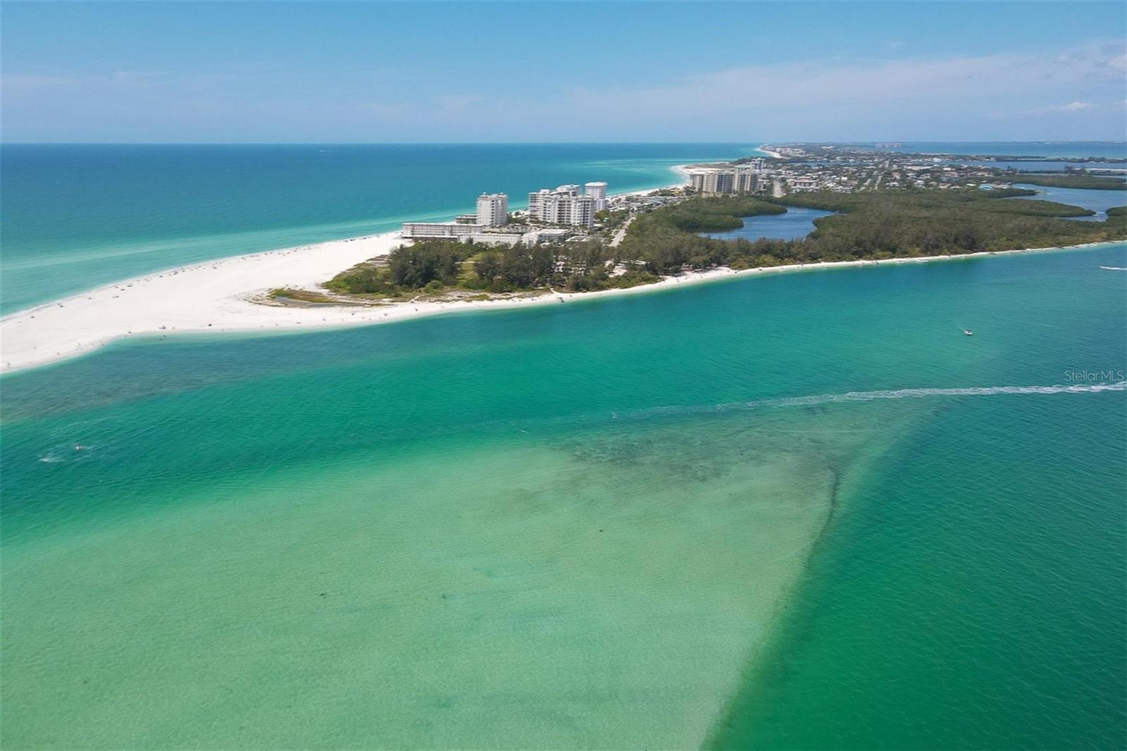 COCOANUT BAYOU - Residential