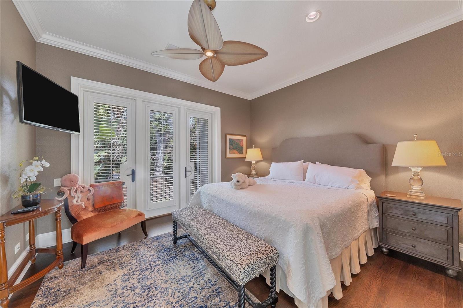 COCOANUT BAYOU - Residential