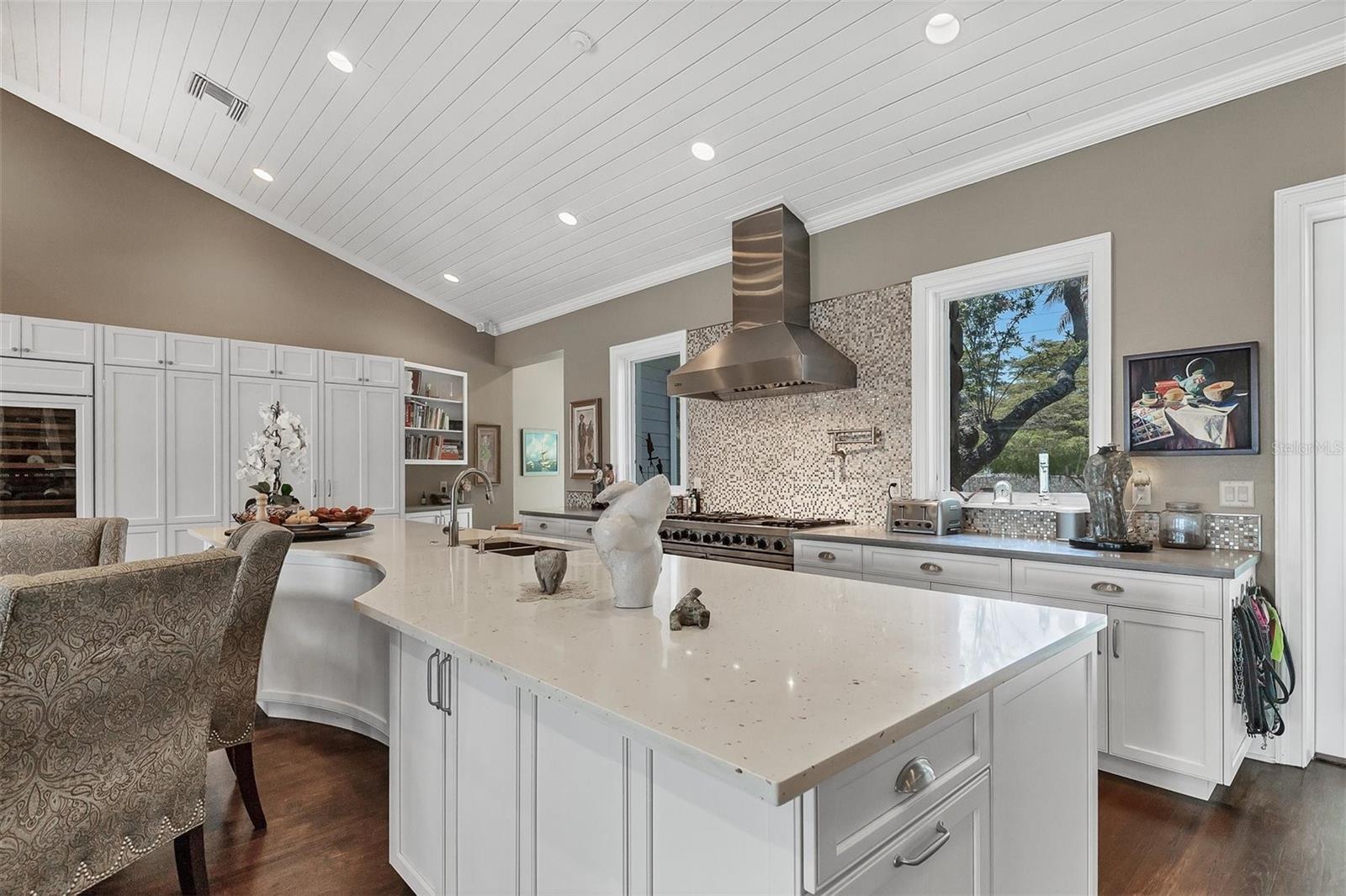 COCOANUT BAYOU - Residential