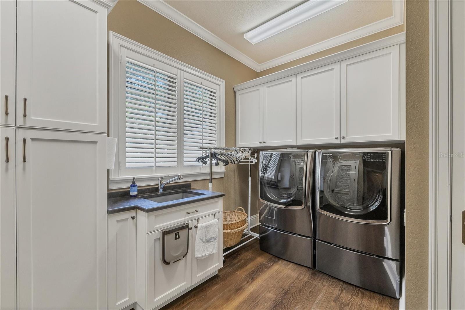 COCOANUT BAYOU - Residential