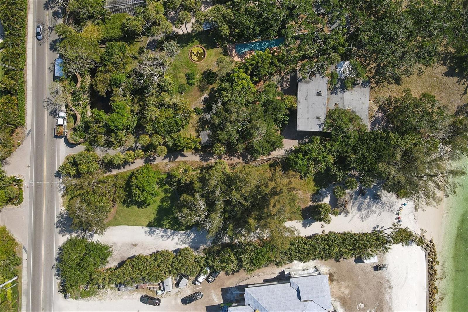 COCOANUT BAYOU - Residential