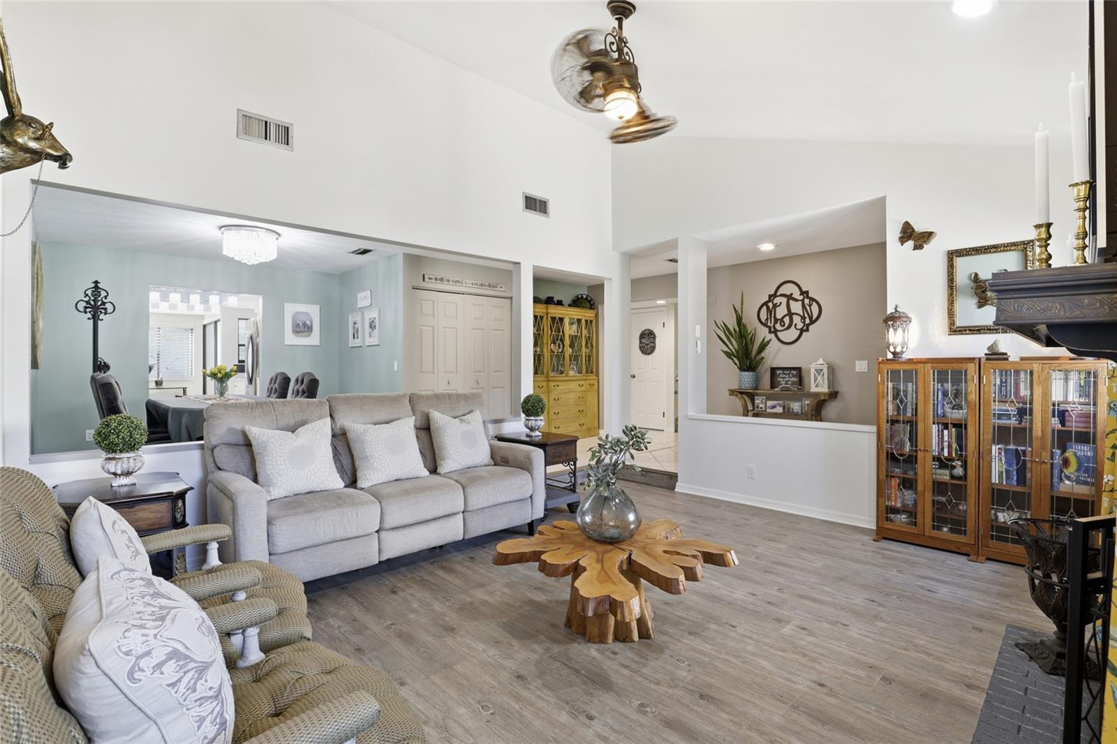 FOX MEADOW - Residential