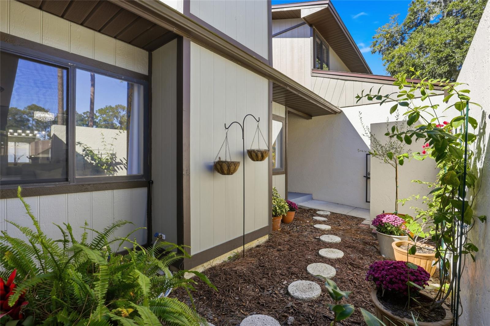 FOX MEADOW - Residential